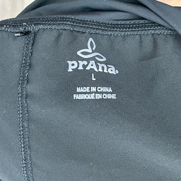 Prana shorts - Picture 5 of 5